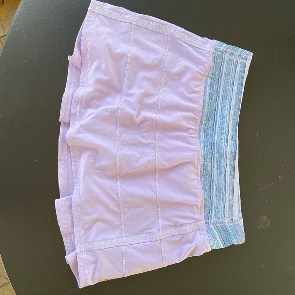 lululemon athletica Pants - LULU LEMON SIZE 4REG SKORT